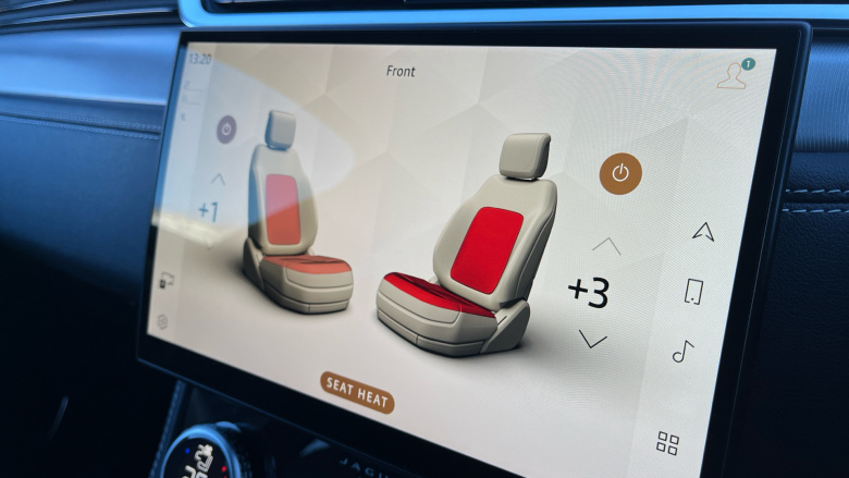 Jaguar F-Pace 2.0 P400e R-Dynamic SE Black 5dr Auto AWD Estate